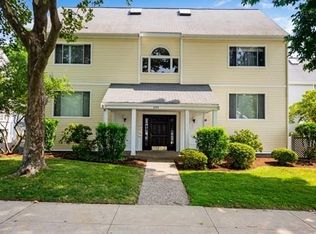 295 Temple St #26/102, West Roxbury, MA 02132