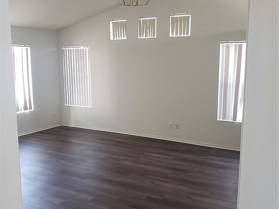 4th image of 4020 Bonita Desert Ct