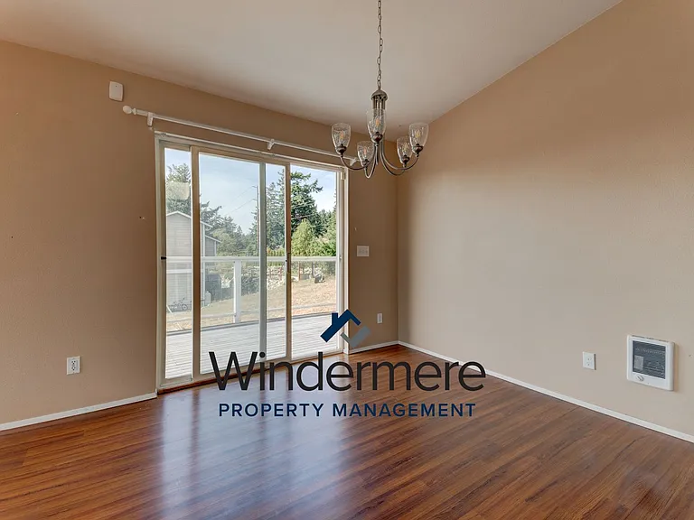 236 Calhoun Loop — Photo 9
