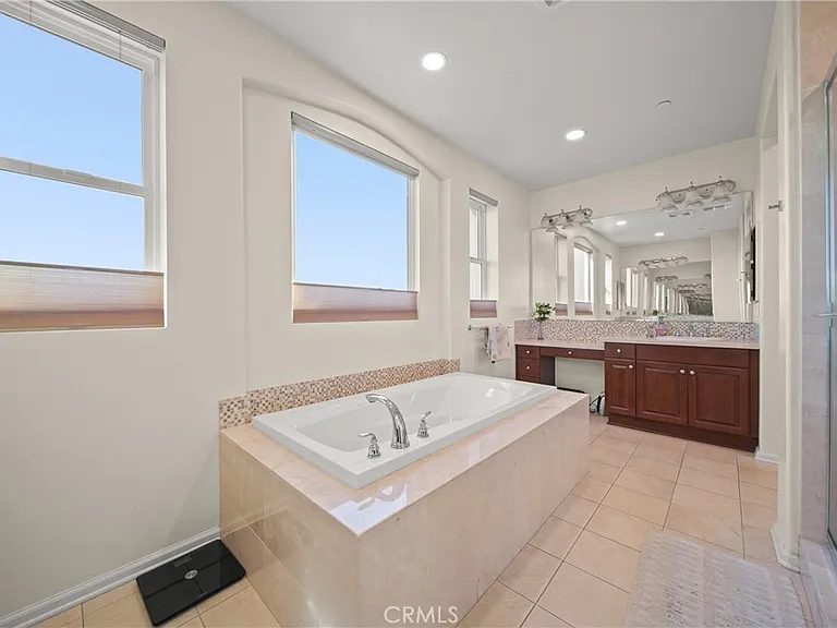 11662 Ricasoli Way — Photo 48