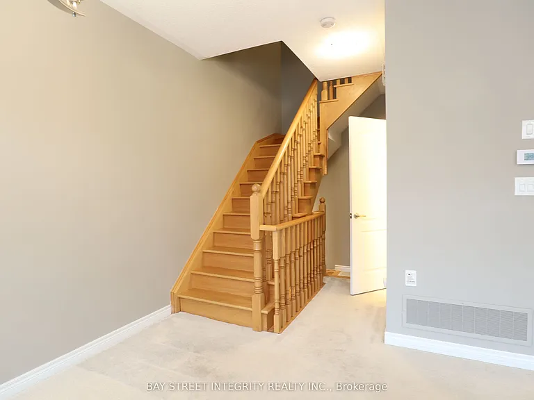 2435 Greenwich Dr #39 — Photo 26