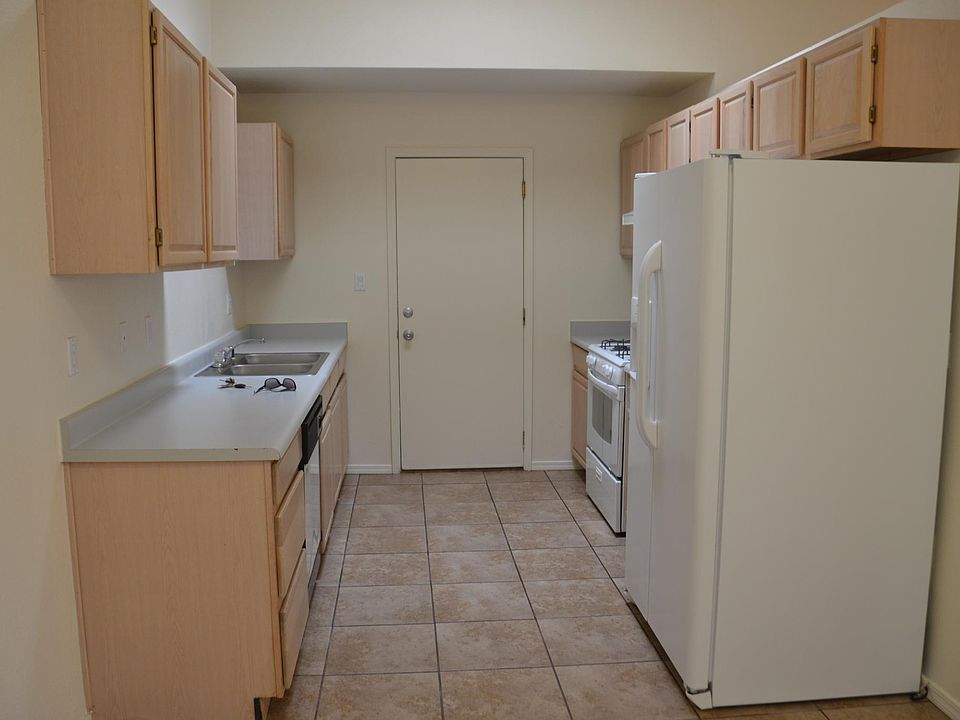 1st image of 7212 Bobwhite Ln NE
