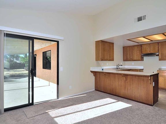 3rd image of 570 Stockholm Ct
