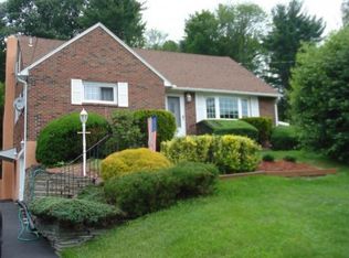 926 Neal Rd, Endicott, NY 13760