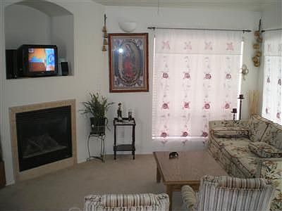 4th image of 589 S Amante Dr