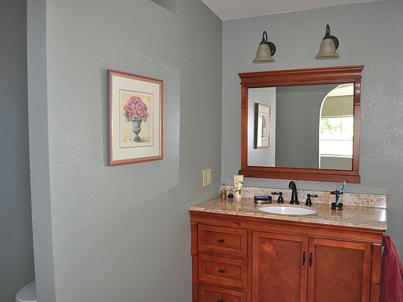 3rd image of 20531 Willow Springs Dr