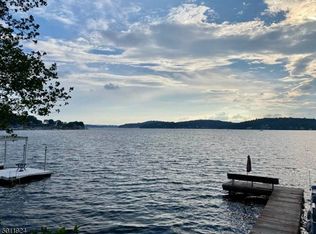 44 Castle Rock Rd, Lake Hopatcong, NJ 07849