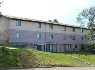 433 S 10th St #18, Bismarck, ND 58504