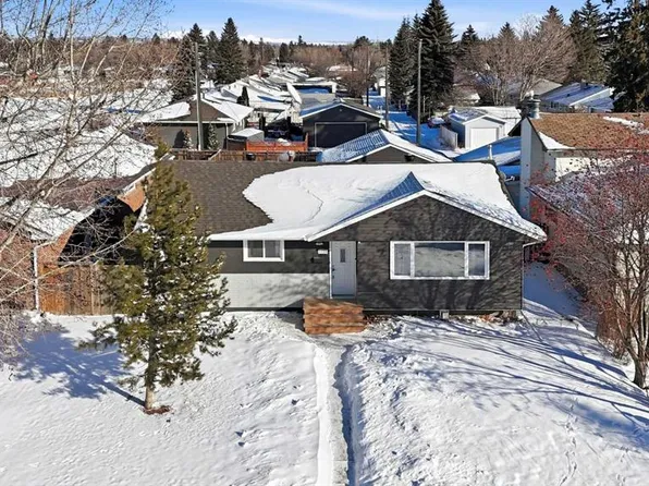 4409 W 43rd Ave, Red Deer, AB T4N 3C3
