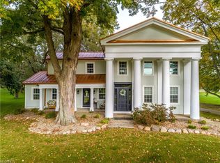 4273 Greenwich Rd, Barberton, OH 44203