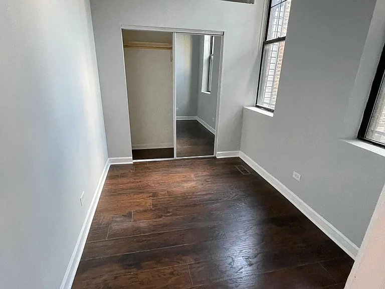 2409 S Hoyne Ave #109 — Photo 7