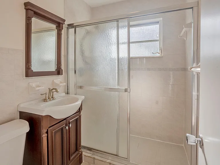 252 Mateo Way NE #A — Photo 5