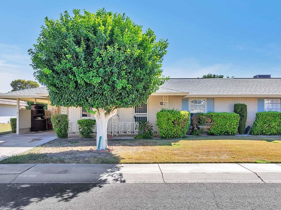 1st image of 10512 W Roundelay Cir