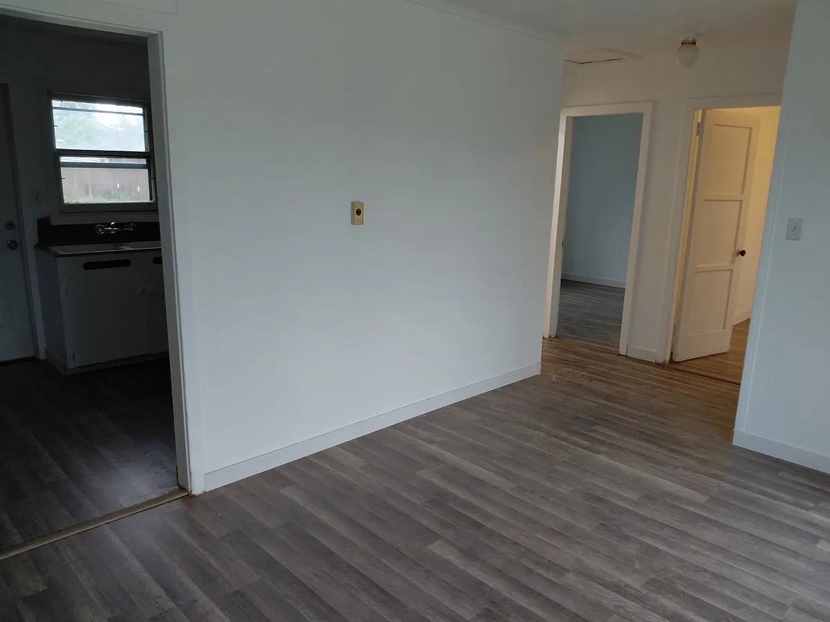 Building Photo - 228 Trisha Ln #1