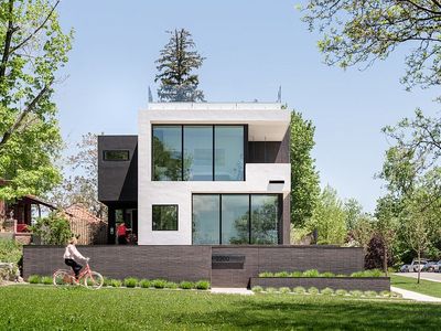 2200 Stuart St, Denver, CO, 80212