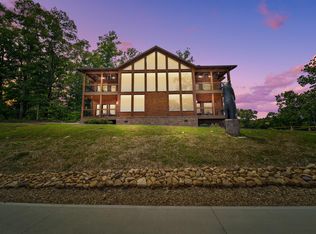 2458 Hawks Nest Way, Sevierville, TN 37862