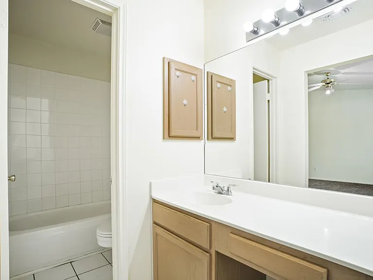 6054 Bantry Bay — Photo 19