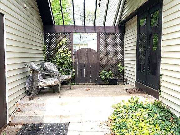 2nd image of 214 Newbury Pl