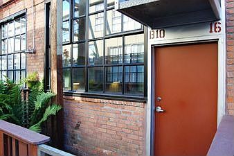 Exterior :: 1501 37th Avenue B