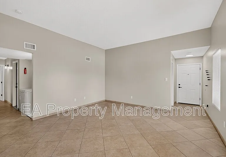 5748 Pinon Flats Rd NW — Photo 6