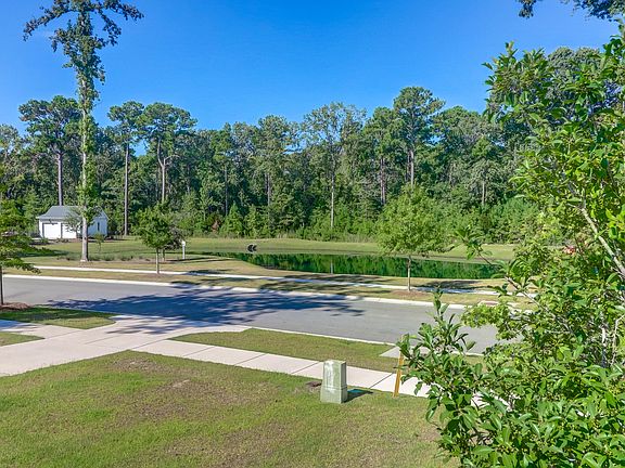 4th image of 1836 Carolina Park Blvd