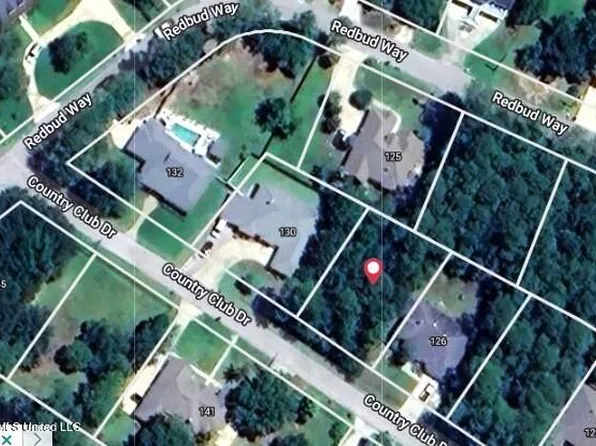 128 Country Club Dr #33, Pass Christian, MS 39571