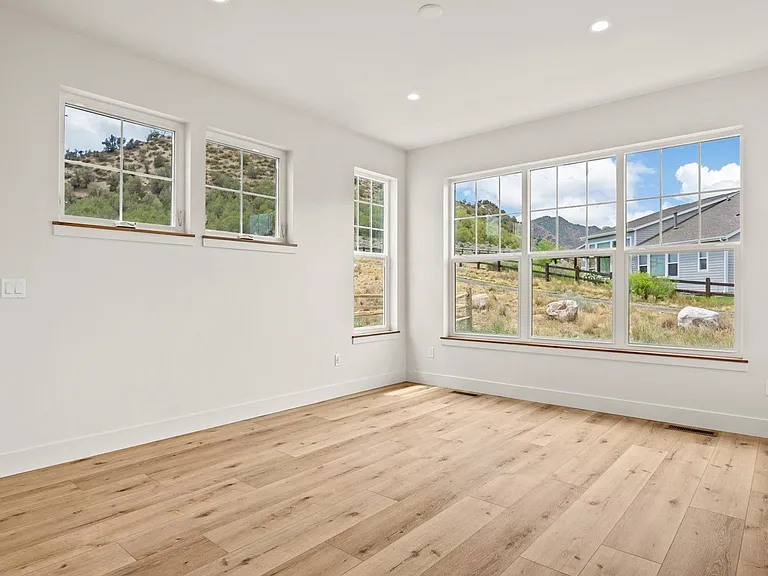 34 Mount Yale Ct — Photo 27