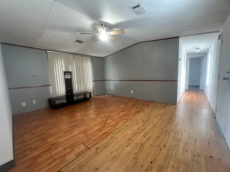 5864 Cartier Rd — Photo 8