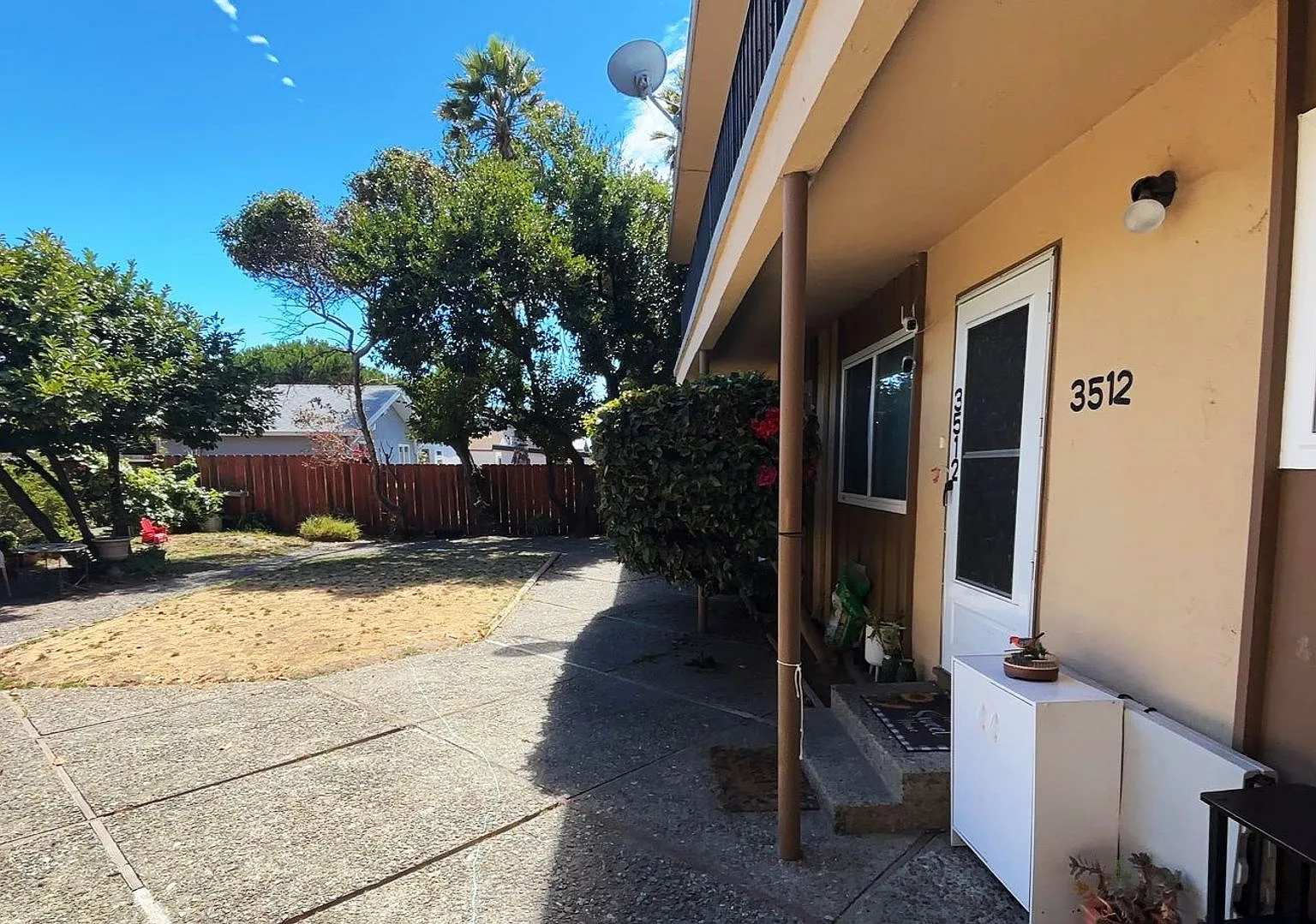3512 Barrett Avenue — Photo 3