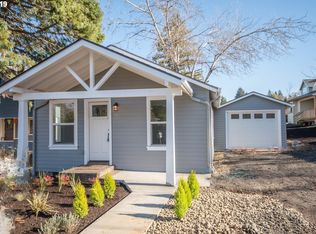 2843 Adams St, Eugene, OR 97405