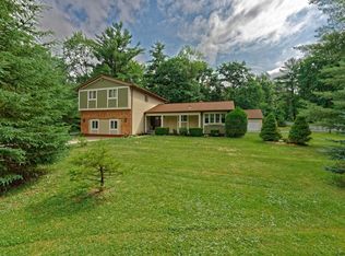 1 Tracy Rd, Averill Park, NY 12018