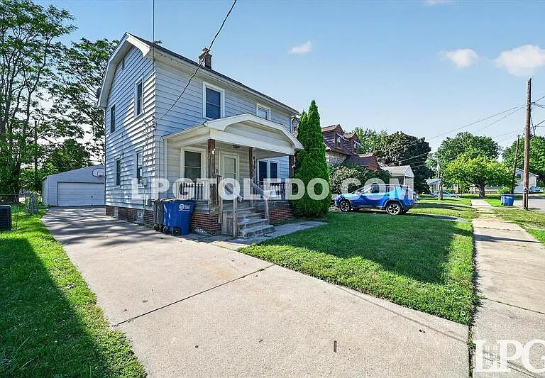 414 Bender Dr — Photo 2