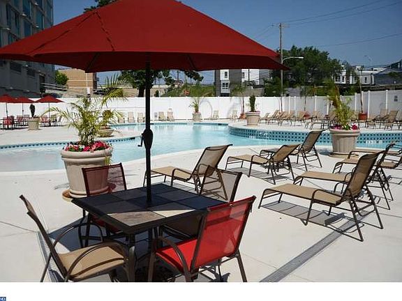 4th image of 800 N Delaware Ave APT 805