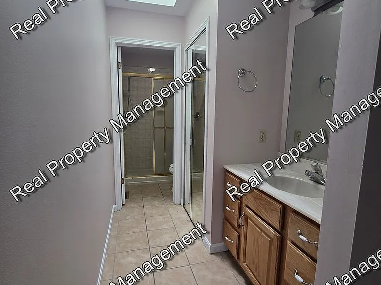 9149 Waymond Ave — Photo 10