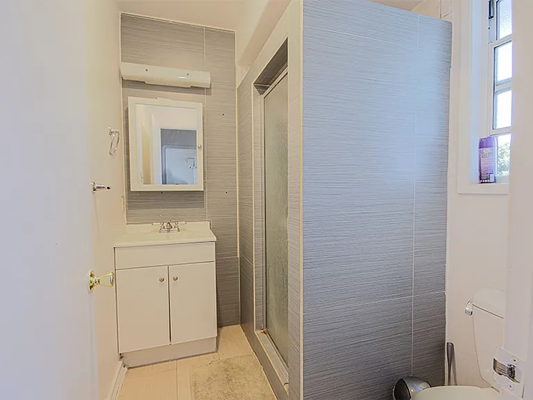 9381 Nichols Dr — Photo 18