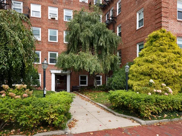 395 Broadway APT L2c, Cambridge, MA 02139
