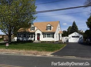 227 Forest St, Methuen, MA 01844