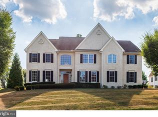 618 Edgewater Dr, West Chester, PA 19380