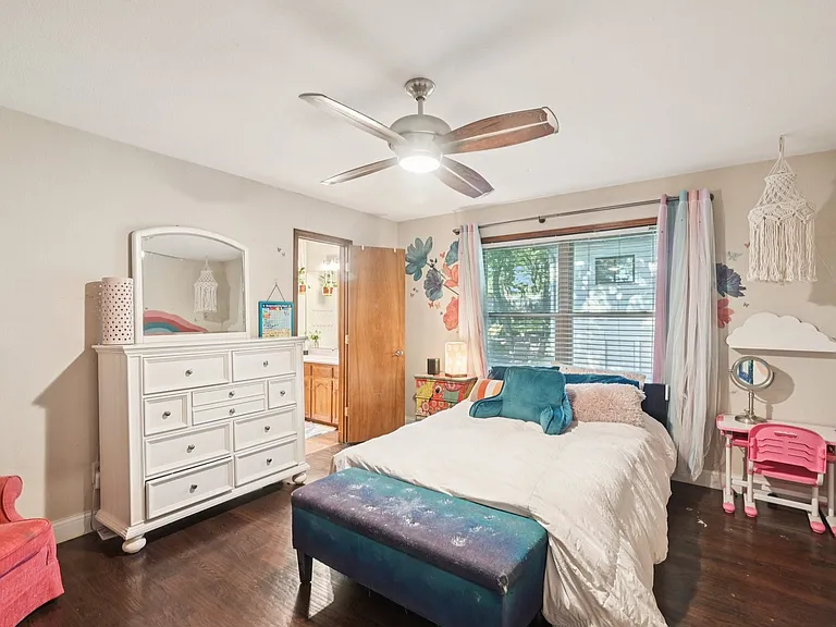 5 Woodlands Ct — Photo 28