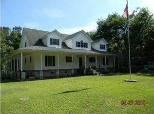 110 Deloris Ln, Bonneau, SC 29431