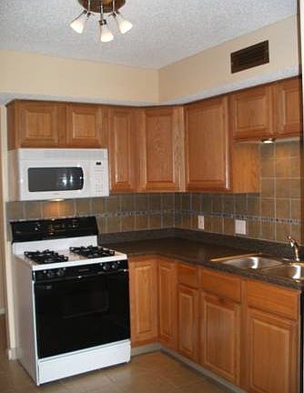 3rd image of 6310 Greenwood Pkwy APT 306