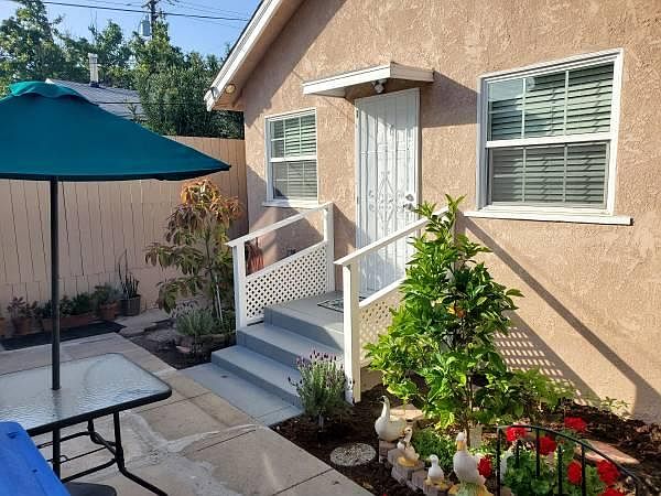 1st image of 4075 La Salle Ave #C