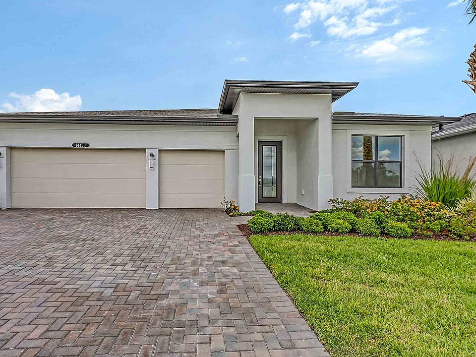 Pearl Model Front Exterior