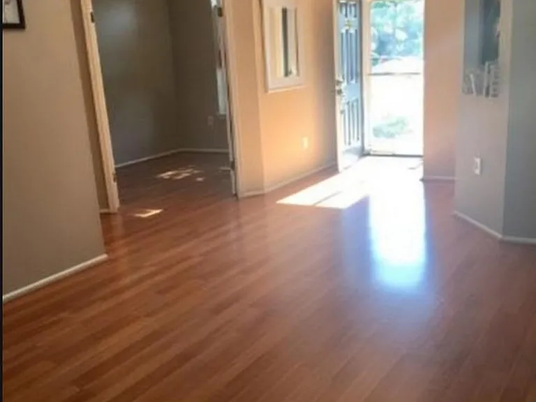 3081 Cypress Ct — Photo 2