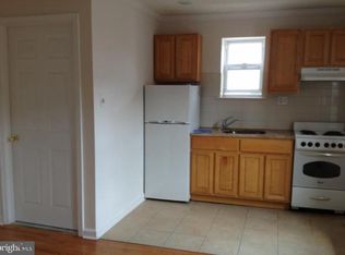 1701 Christian St #2F, Philadelphia, PA 19146