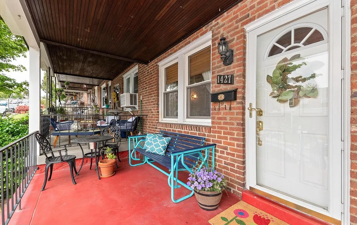 Front Porch - 1427 W 37th St