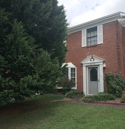 2nd image of 1875 Norcross Chase Cir