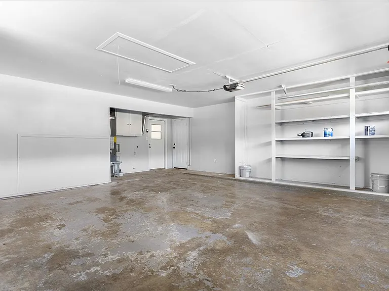 2809 Olympia Dr — Photo 21