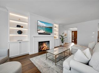 4000 Gulf Shore Blvd N APT 1400, Naples, FL 34103