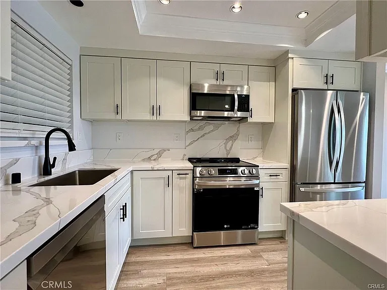 3364 Punta Alta #3E — Photo 10